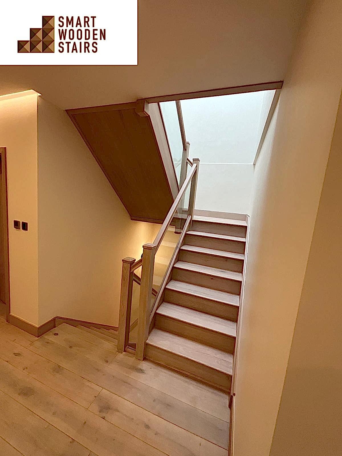 Oak staircase with glass